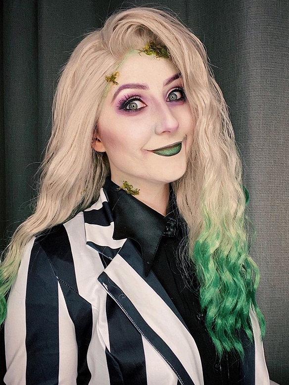 Evahair Grey To Green Medium Length Wavy Synthetic Lace Front wig