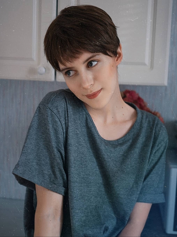 Brown Short Pixie Cut Synthetic Wig Capless Wig