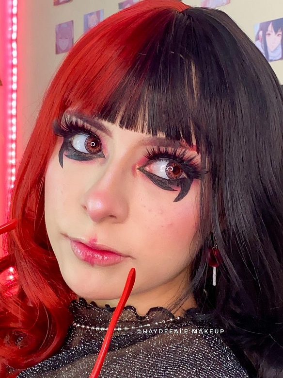 Evahair 2021 New Style Half Black and Half Red Medium Wavy Synthetic Wig with Bangs