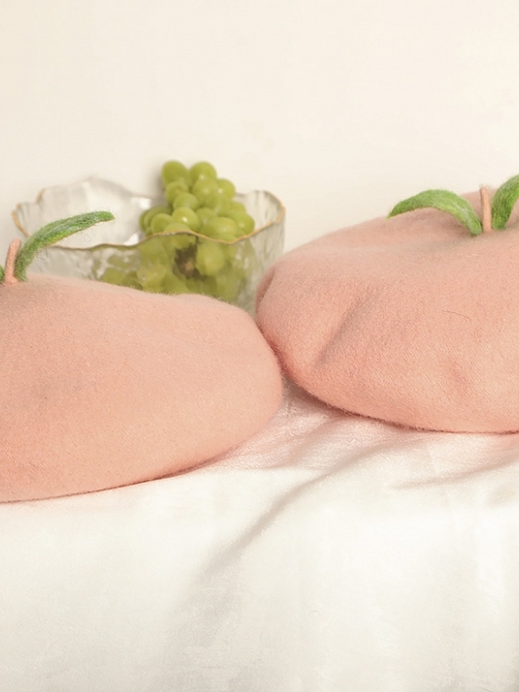 Cute Honey Peach Leaf Mori Beret Hat