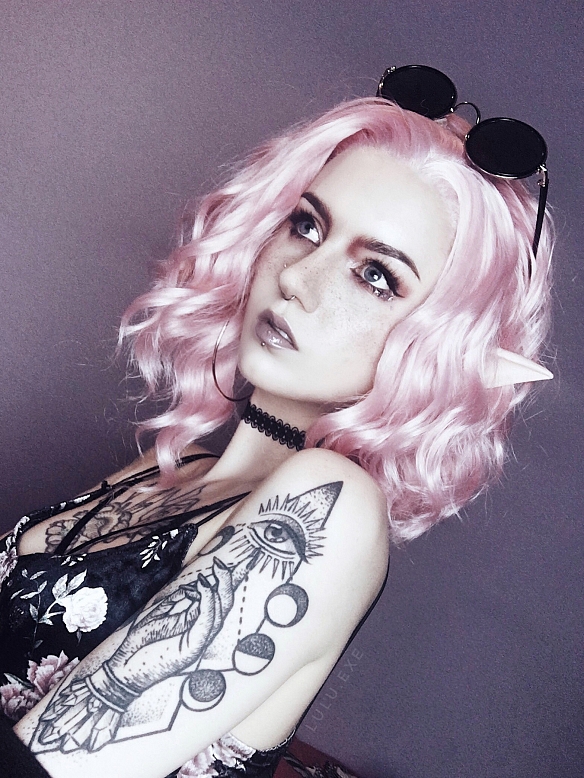Sweet Pinky Wavy Lob Synthetic Lace Front Wig